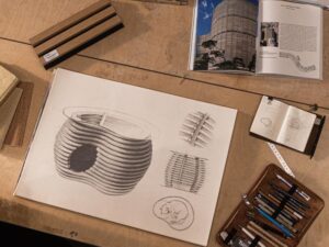 Creative Content Beratung - Cattalk: Skizze des Katze-Mensch-Möbels vo Zooroyal (ein Beistelltisch als Katzenhöhle)